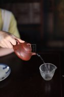 《樂(lè )在瓢飲》宜興紫砂壺高級工藝美術(shù)師手工底槽青泡茶壺具石瓢
