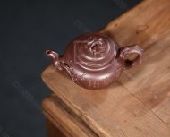 《梅報春》