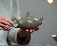 青獅問(wèn)鼎