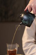 《秦權》茶壺工藝美術(shù)師手工紫砂壺泡茶器宜興黑料秦權茶具
