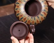 孔雀開(kāi)屏