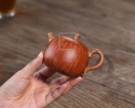 《蘋(píng)果壺》