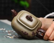 《云臺聽(tīng)松》