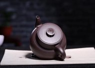 《金砂納?！纷夏嘧仙安鑹厝止すに嚸佬g(shù)師宜興原礦紫砂喝茶壺