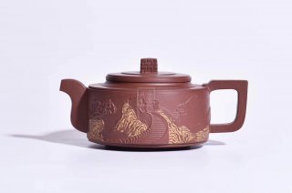 《萬(wàn)里長(cháng)城》宜興黃龍山清水泥紫砂壺茶具