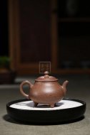 《七彩砂之三足福源》宜興工藝美術(shù)師手工紫砂壺茶壺老師七彩砂創(chuàng  )新壺