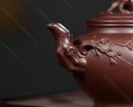 《梅報春》