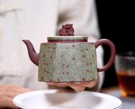 《絞泥八方來(lái)財》