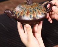 孔雀開(kāi)屏