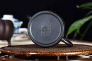 《秦權》宜興紫砂壺全手工工藝美術(shù)師茶具純泡茶壺稀有烏金泥秦權