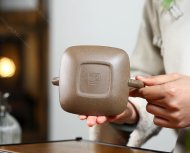 四方柱礎