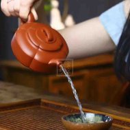 《周盤(pán)》宜興紫砂壺工藝美術(shù)師手工紅皮龍泡茶壺周盤(pán)茶具