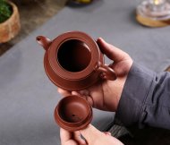 魚(yú)樂(lè )壺