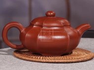 《菱意》宜興紫砂壺高級工藝美術(shù)師手工貴妃紅朱泥大彬六方