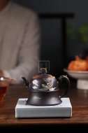 《龍鳳呈祥》宜興紫砂壺高級工藝美術(shù)師手工茶壺茶具稀有是黃泥創(chuàng  )新壺
