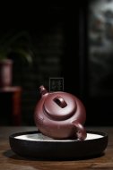 《八面威風(fēng)》宜興紫砂壺工藝美術(shù)師手工紫泥創(chuàng  )新壺