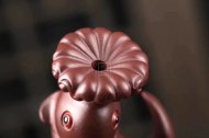 《魚(yú)躍龍門(mén)金魚(yú)》宜興紫泥壺收藏