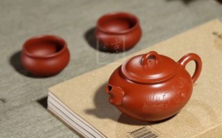《圓韻壺》宜興創(chuàng  )新壺紫砂工藝美術(shù)師手工大紅袍泡茶壺套壺