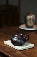 《長(cháng)樂(lè )》紫砂壺中國工藝美術(shù)大師全手工純制壺黑泥