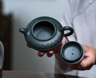 高工佳作【線(xiàn)圓】 泥料：原礦民國綠