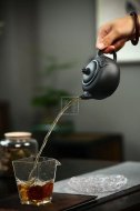 《云臺聽(tīng)松》