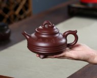 魚(yú)樂(lè )壺
