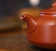 《周盤(pán)》宜興紫砂壺工藝美術(shù)師手工紅皮龍泡茶壺周盤(pán)茶具