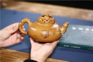 《招財進(jìn)寶》