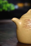 《秦權》宜興紫砂壺助理工藝美術(shù)師手工黃龍山本山段泥秦權茶壺茶具