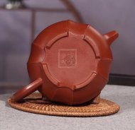《菱意》宜興紫砂壺高級工藝美術(shù)師手工貴妃紅朱泥大彬六方