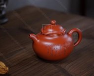 《夢(mèng)蝶掇球》