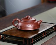 魚(yú)樂(lè )壺