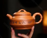 《雙線(xiàn)竹鼓》