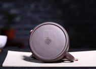 《金砂納?！纷夏嘧仙安鑹厝止すに嚸佬g(shù)師宜興原礦紫砂喝茶壺