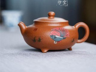 《三足魚(yú)樂(lè )》