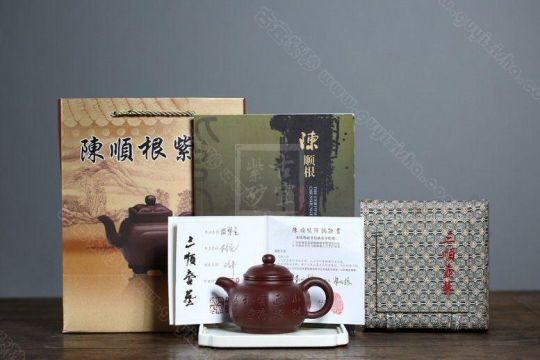 《掇樂(lè )壺》