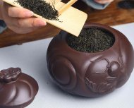 魚(yú)化龍茶葉罐