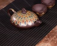 孔雀開(kāi)屏