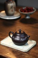 《長(cháng)樂(lè )》紫砂壺中國工藝美術(shù)大師全手工純制壺黑泥