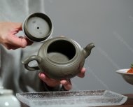 青獅問(wèn)鼎