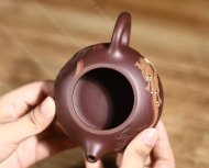 龍獻祥瑞
