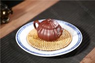 《風(fēng)靜菱花》