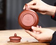 《靈龍納?！? title=