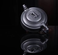 《雙線(xiàn)竹鼓》宜興紫砂壺工藝美術(shù)師手工茶壺茶具石黃泥雙線(xiàn)竹鼓