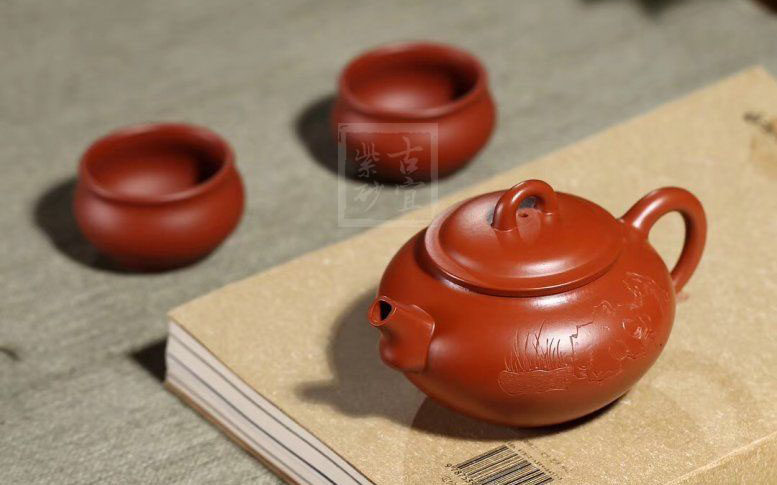 《圓韻壺》宜興創(chuàng  )新壺紫砂工藝美術(shù)師手工大紅袍泡茶壺套壺